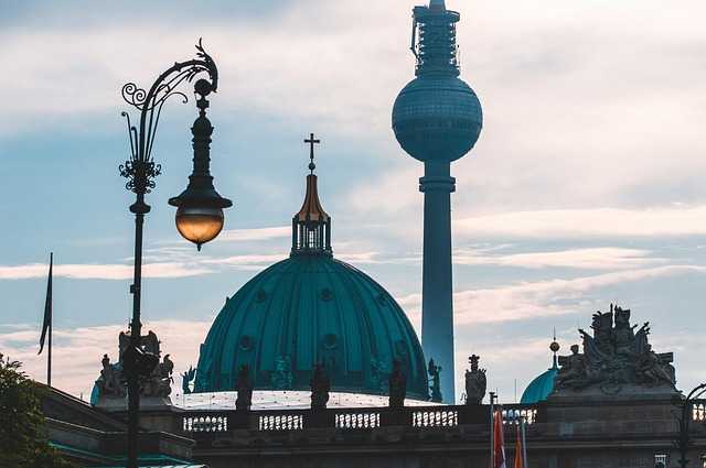 Der Vergabeservice Berlin hat Mustervordrucke für die Vergabepraxis bereitgestellt, die freiwillig verwendet werden können. | Foto: wal_172619 / Pixabay
