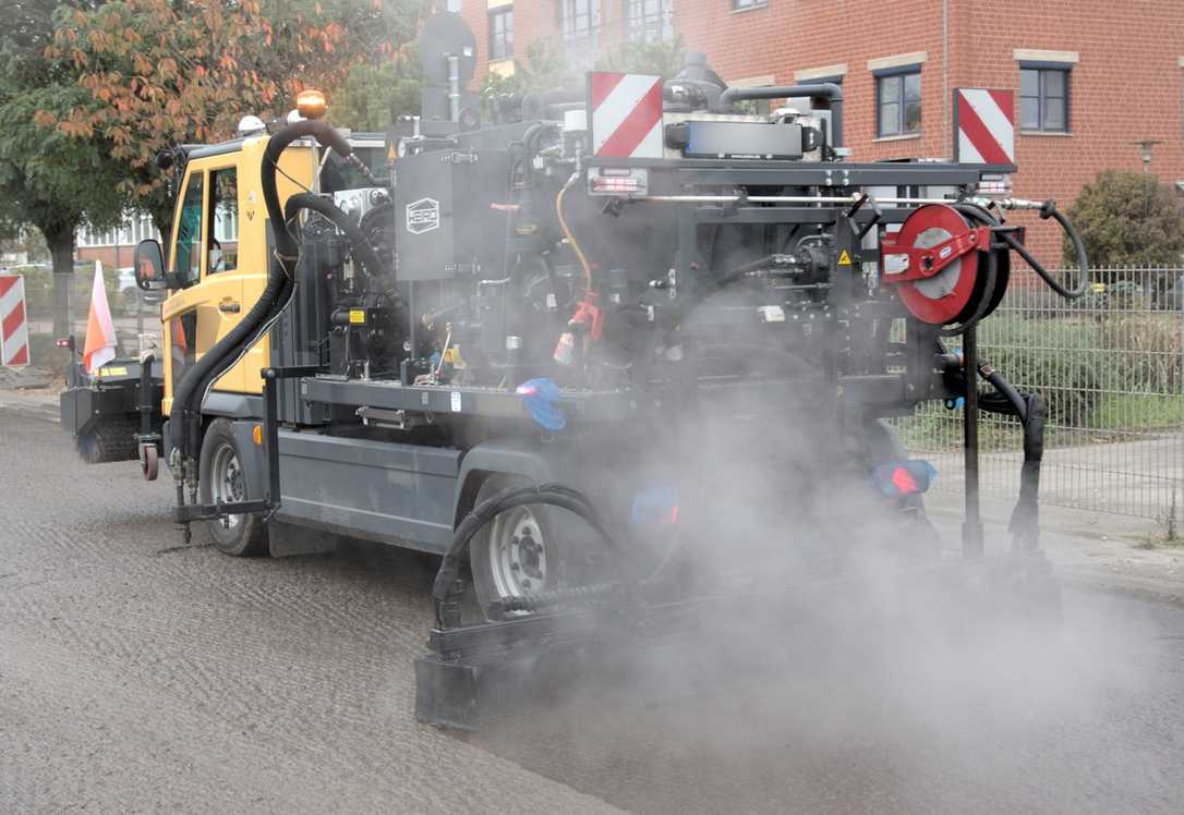 Weiro Anspritzmaschinen für den Asphaltstraßenbau auf der bauma 2025