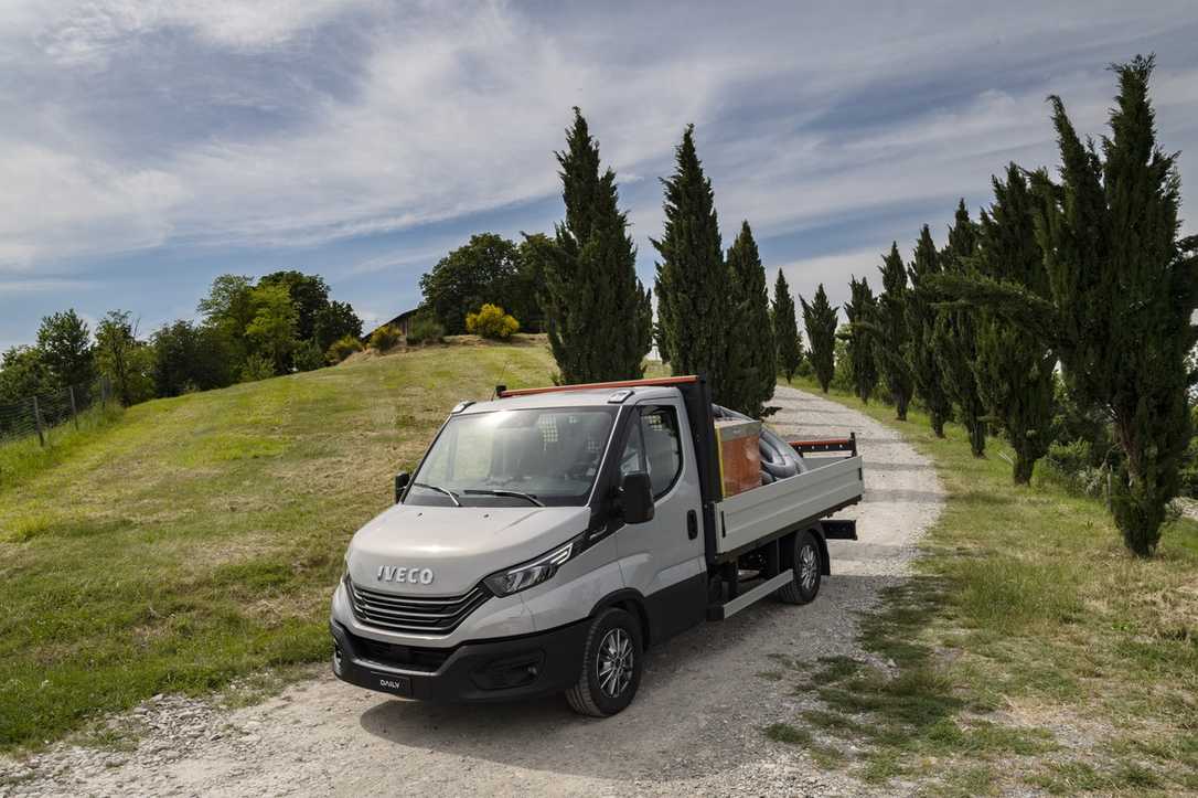 Modellreihe 2021: Der neue Iveco Daily spricht mit Alexa