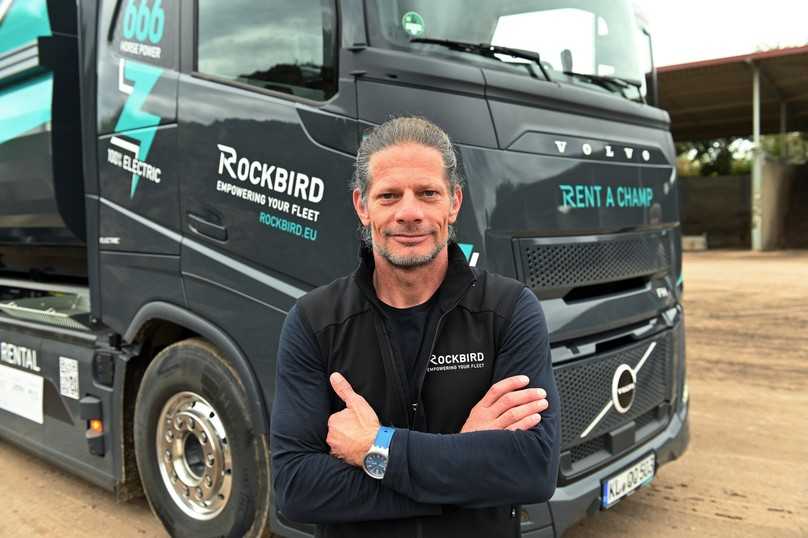 Rockbird-Geschäftsführer Christian Kleiner hofft, seine Kunden von den neuen Volvo-Elektrolastern überzeugen zu können. | Foto: QUATEX