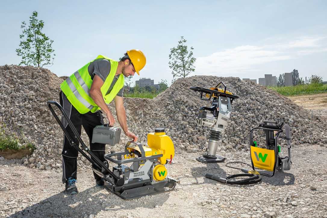 Zero emission: Bomag und Wacker Neuson kooperieren bei Akku-Vibrationsstampfern