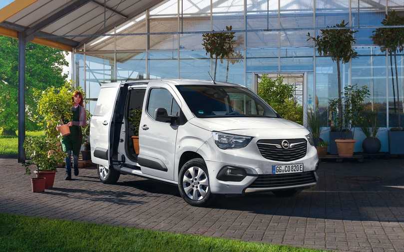 Für den Opel Combo-e Cargo gibt es das Geländepaket Grip & Go. | Foto: Opel