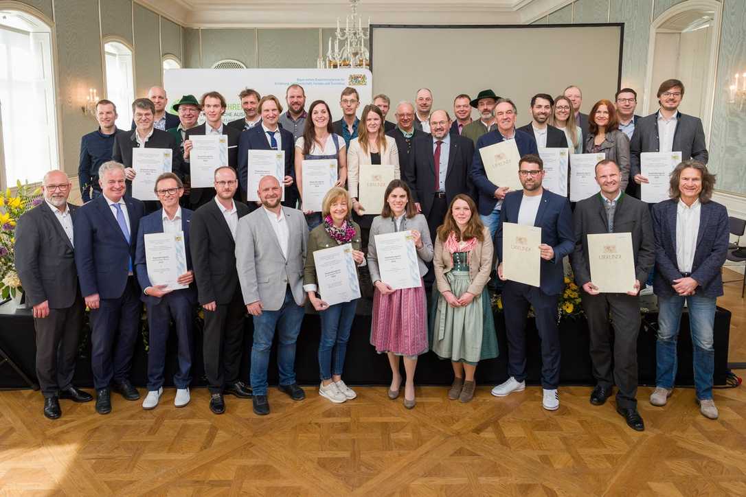 Bayerischer Staatsehrenpreis für vorbildliche  Ausbildung