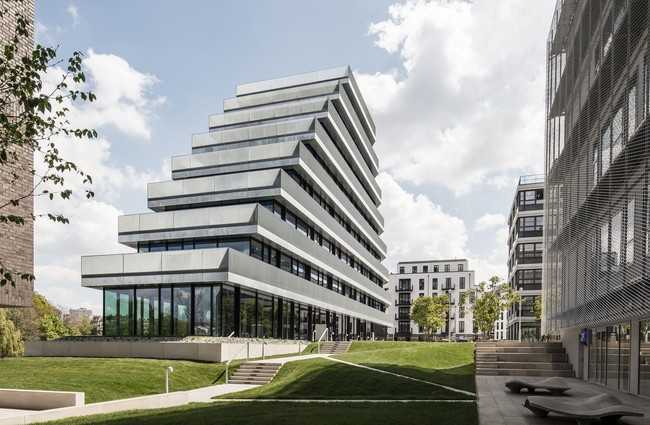 The Terrace von AHM Architekten BDA bekam in der Kategorie Architektur eine Anerkennung beim Verzinkerpreis 2023. | Foto: AHM Architekten