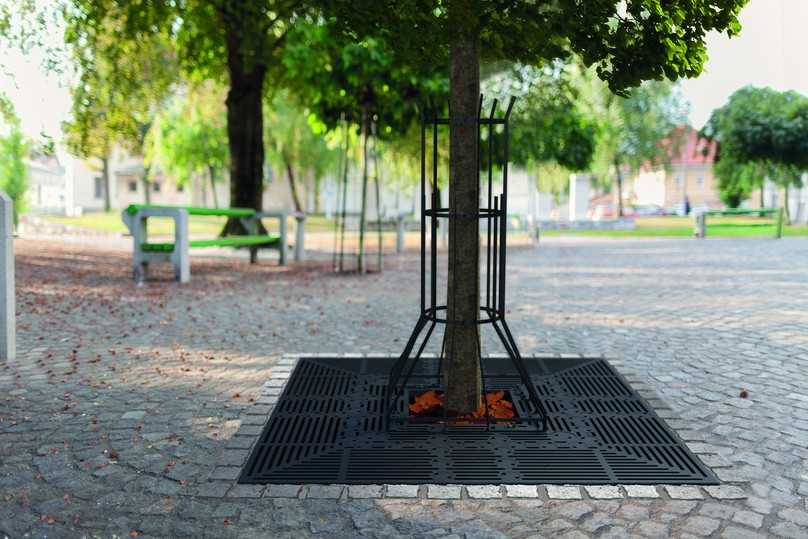 Zusätzlich können Schächte und Schachtabdeckungen sowie Baumschutzroste und -gitter zum Einsatz kommen. | Foto: ACO