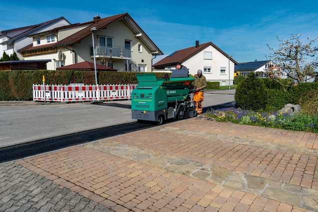 Pionierarbeit: Vögele und Hamm auf der ersten „vollelektrischen Baustelle“