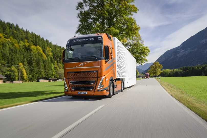 Der klassische Diesel Volvo FH500 I-Save fordert seine Gas- und Strom-Brüder heraus. | Foto: Volvo Trucks