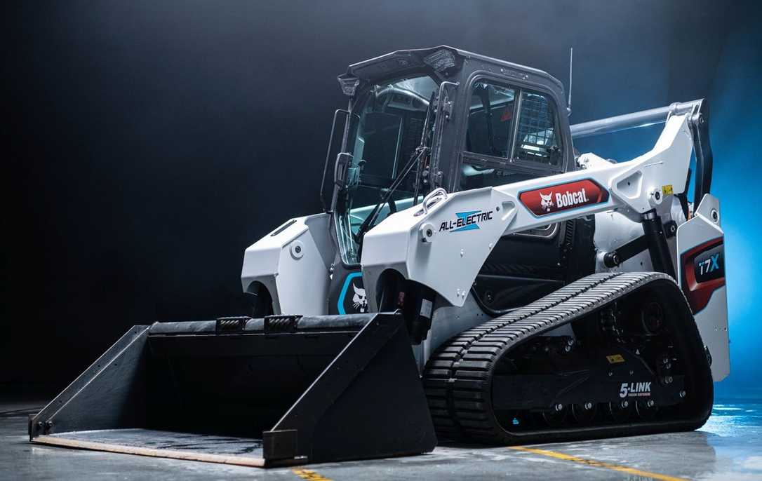 Ohne Hydraulik – erster vollelektrischer Bobcat Kompaktraupenlader T7X