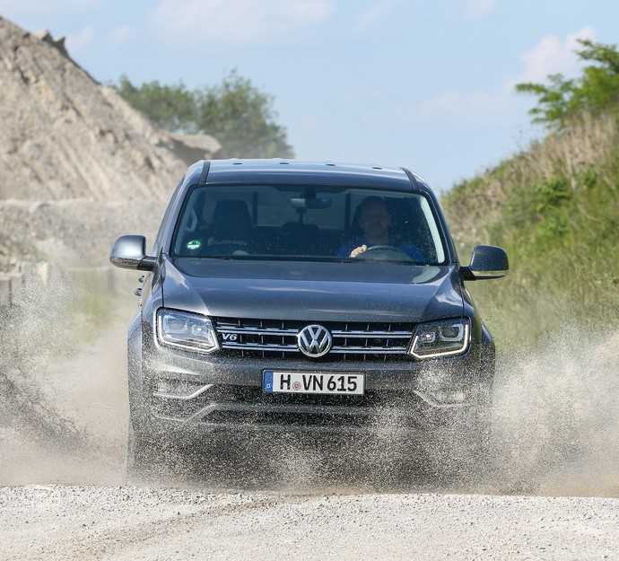 Der beste Pickup in diesem Test auf der Straße: VW Amarok | Foto: Volkswagen