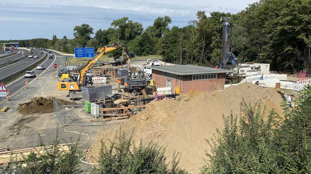 Flüssigboden-Einsatz am Kreuz Braunschweig Süd