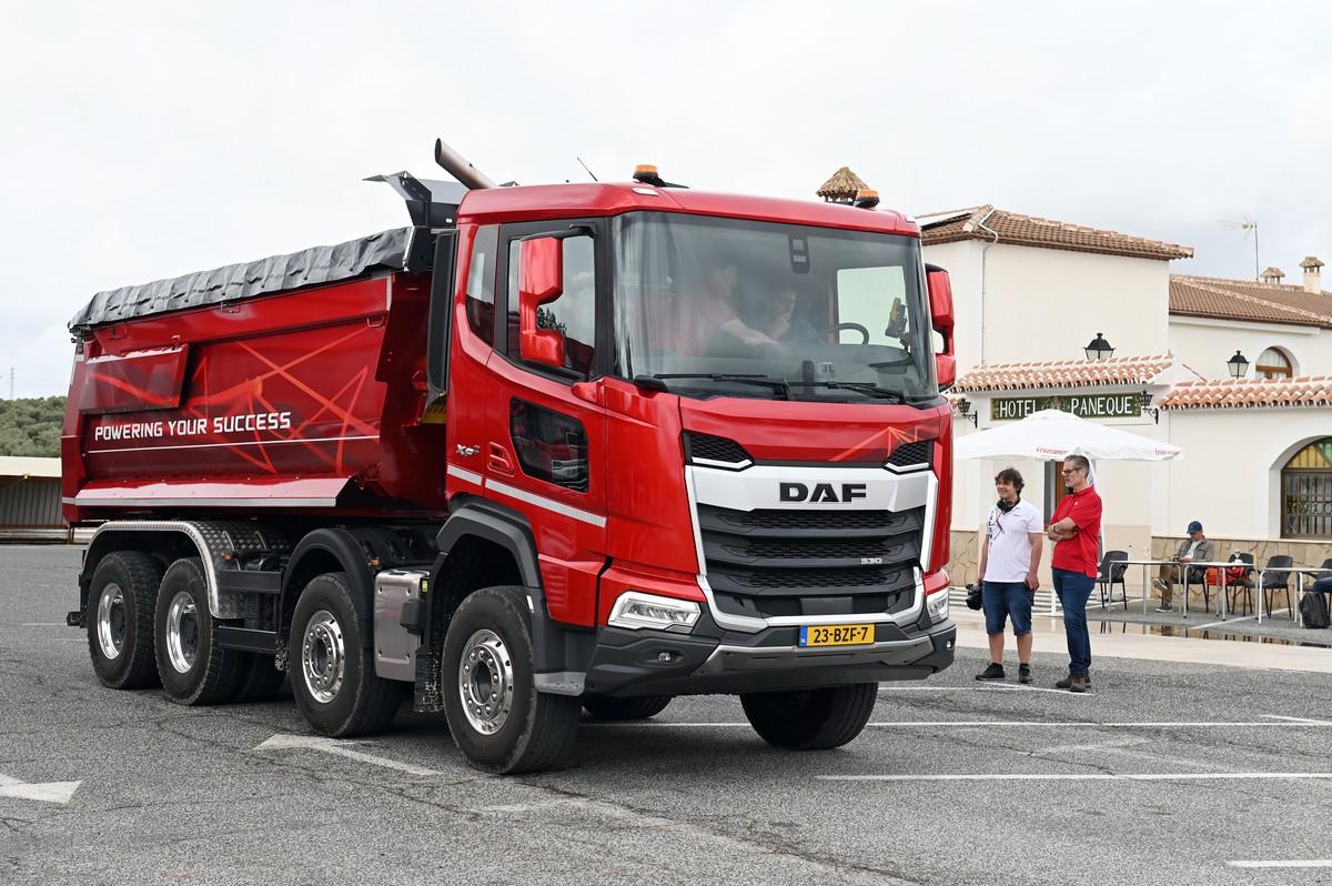 Für den Bau geht der DAF XFC 8x4 in Construction-Ausführung mit 530 PS und pfiffigen Getriebe-Features an den Start. | Foto: QUATEX