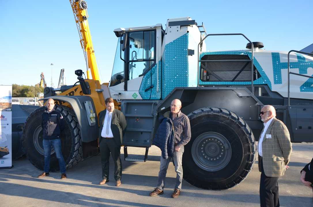 Liebherr reduziert CO2 mit HVO, Elektro- und Wasserstoff-Antrieben für Baumaschinen