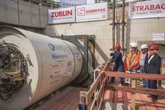 Tunnelbohrer geht auf Tauchgang