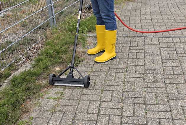 Technik für die professionelle Arealpflege