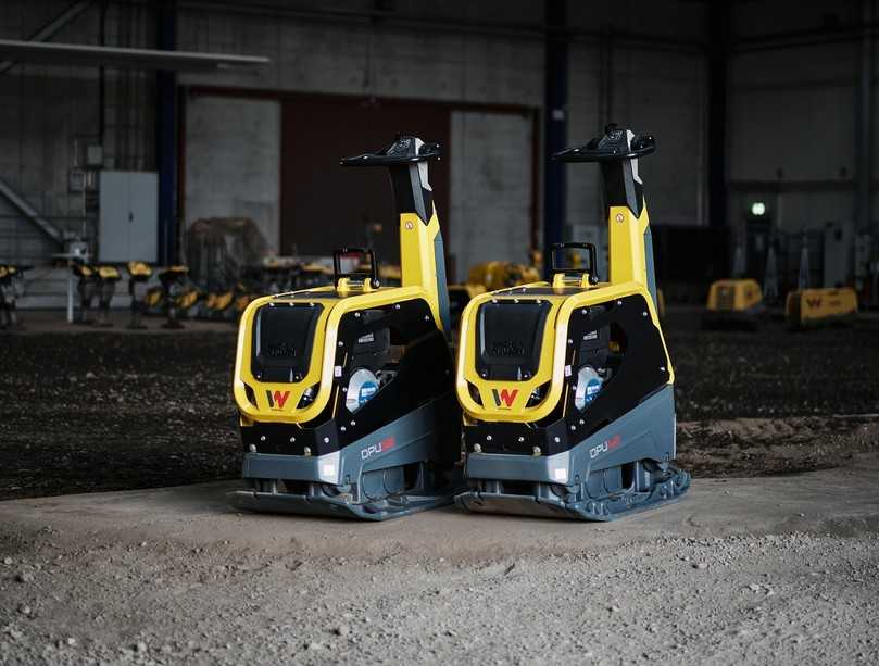Wacker Neuson erweitert mit der DPU52 und der DPU62 sein Angebot an reversierbaren Rüttelplatten. Ihre Verdichtungsleistung beträgt 52 bzw. 62 Kilonewton. | Foto: Wacker Neuson Wacker Neuson erweitert mit der DPU52 und der DPU62 sein Angebot an reversierbaren Rüttelplatten. Ihre Verdichtungsleistung beträgt 52 bzw. 62 Kilonewton. | Foto: Wacker Neuson