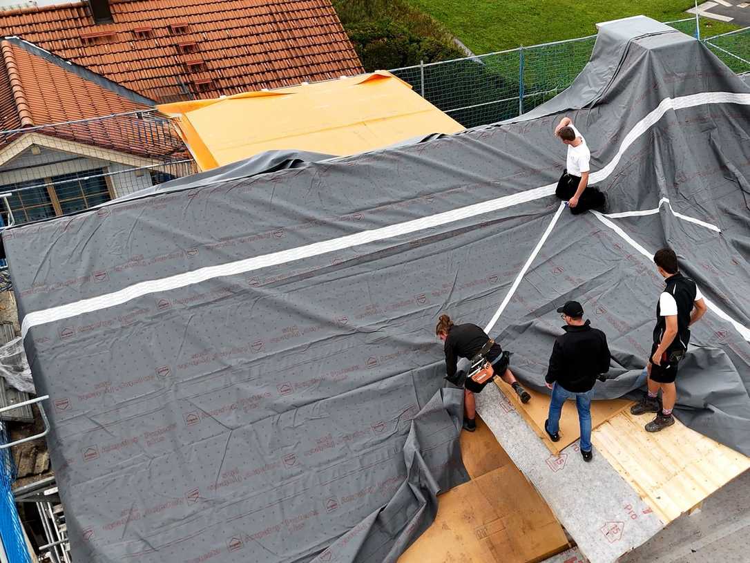 Ampack zeigt 3D-Dachbahn auf der Nordbau 2025