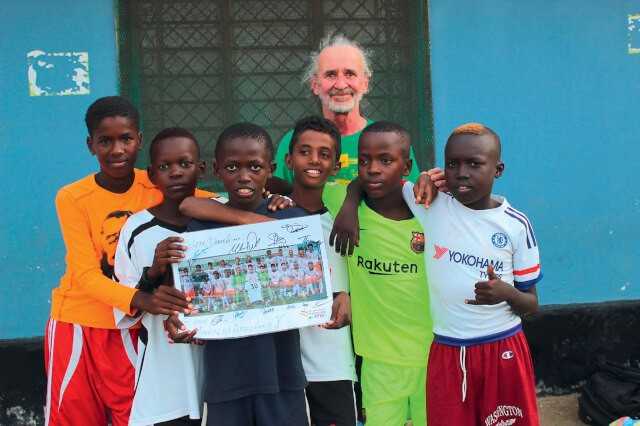 Klaus-Peter Heigl knüpfte auf einer Afrikareise in Mombasa freundschaftliche Kontakte zur Good Hope Soccer Academy. | Fotos: Good Hope Soccer Academy