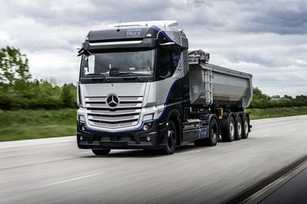 Daimler Trucks startet Tests mit Brennstoffzellen-Lkw