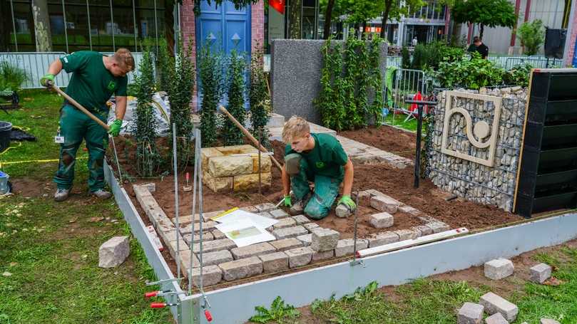 Beim Landschaftsgärtner-Cup im Messepark wetteifert der Nachwuchs in Zweierteams um den deutschen Meistertitel der Landschaftsgärtner. | Foto: NürnbergMesse