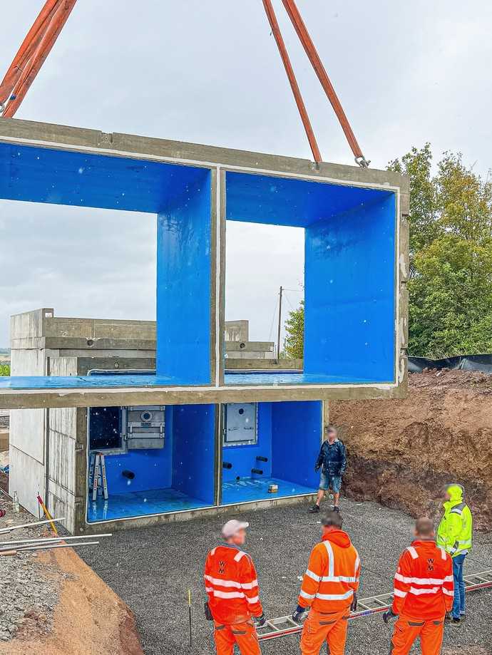 Die Elemente, aus denen sich der Trinkwasserspeicher zusammensetzt, sind perfekt aufeinander abgestimmt, um die Anlage mit der erforderlichen Dichtigkeit zu betreiben. | Foto: Finger Baustoffe GmbH