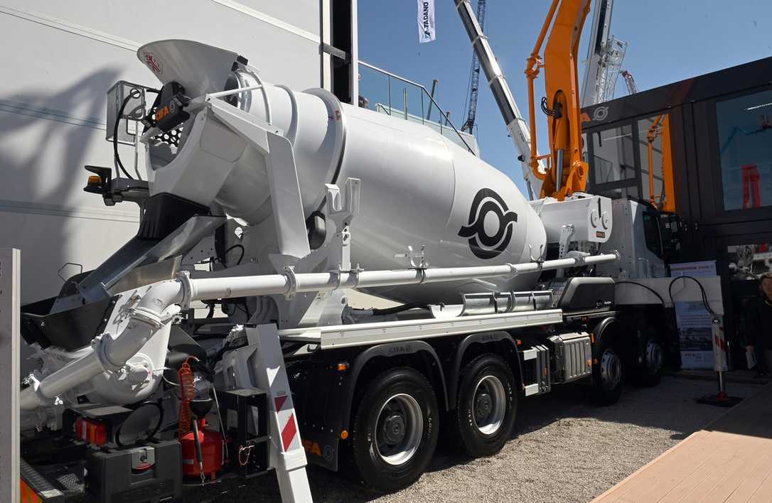 Cifa stellt neue Betonpumpe MK35H mit Carbon-Ausleger vor Cifa stellt neue Betonpumpe MK35H mit Carbon-Ausleger vor