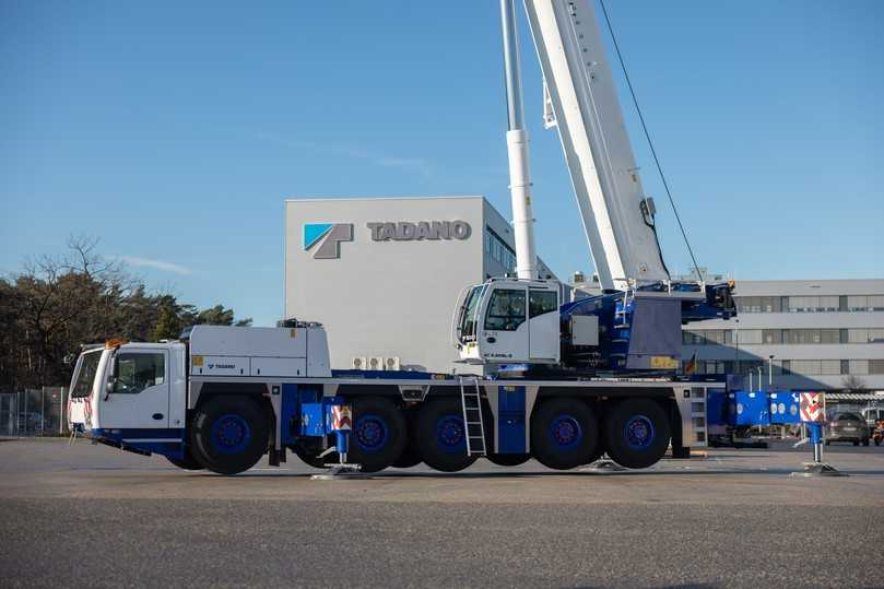 Tadano hat auch den AC 5.250L-2 ab Werk mit hoher Serienausstattung ausgestattet. Dazu gehört die Kransteuerung IC-1 Plus. | Foto: Tadano