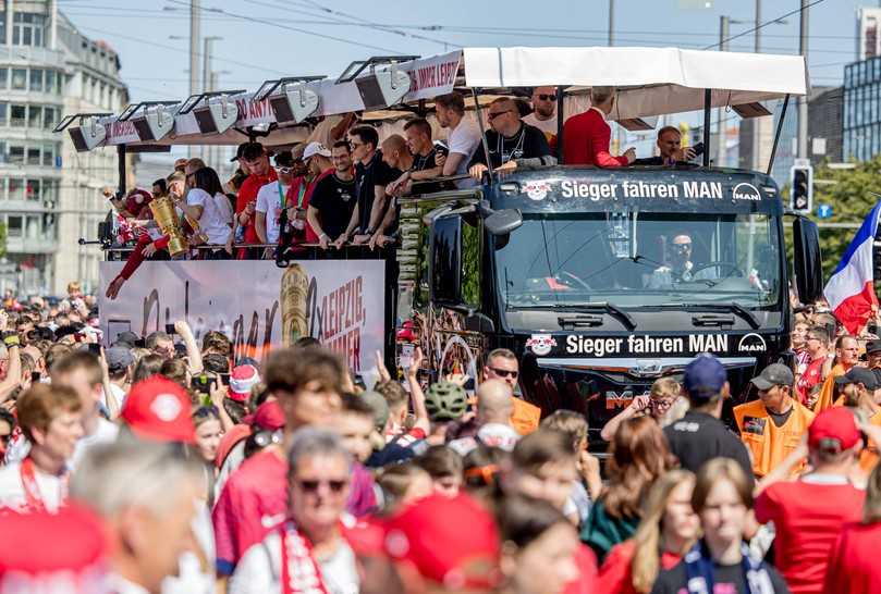 Der MAN Korso-Truck war zuvor schon sieben Mal im Einsatz, hier bei der Pokalfeier des RB Leipzig 2023. | Foto: MAN Truck & Bus