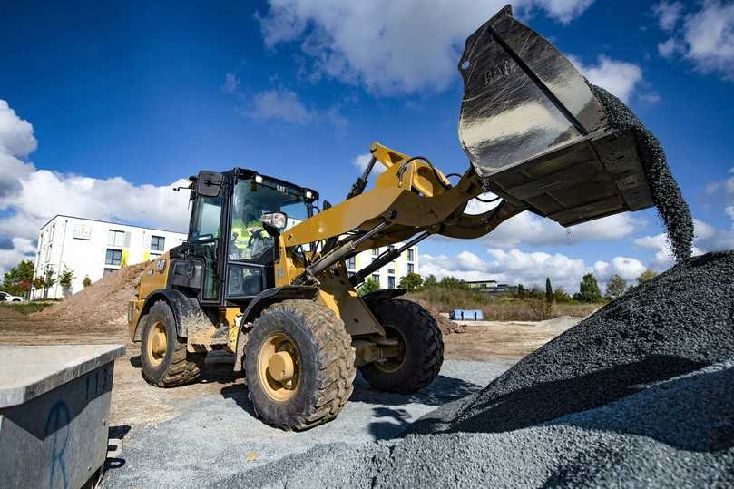 Die Neugestaltung der Kabine soll mehr Fahrerkomfort bieten. | Foto: Zeppelin/Caterpillar