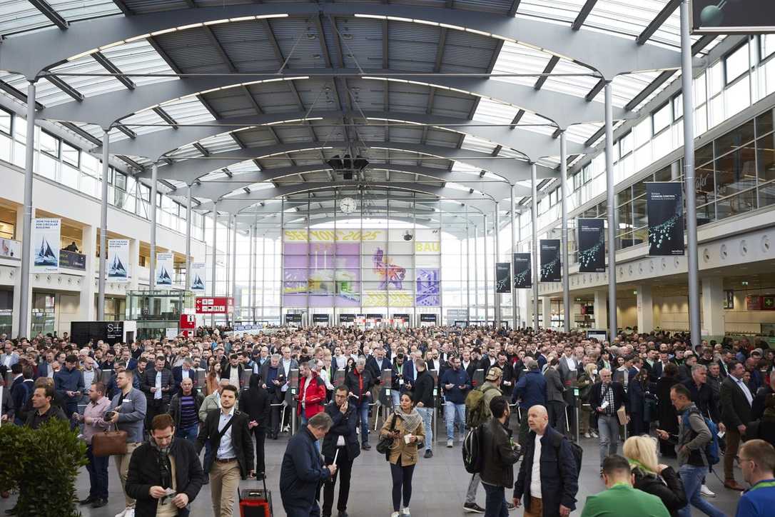 +++ Forscher präsentieren die Wilde Klimawand +++ B_I MEDIEN Messe-Newsticker zur BAU 2025