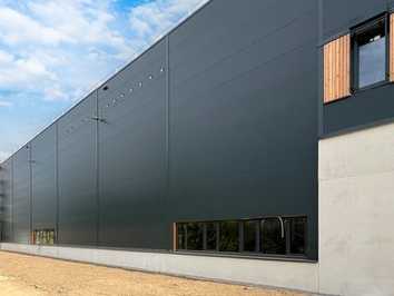 CO2-sparender Stahl für Fassade und Dach