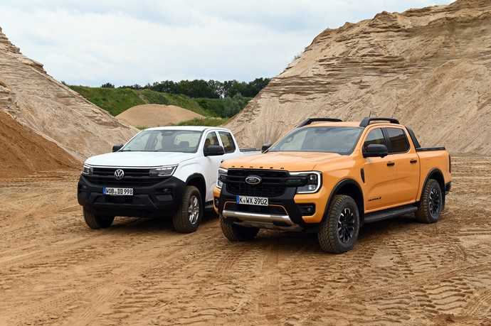 Mit VW Amarok und Ford Ranger treten zwei "Brüder" unter den Pick-Ups gegeneinander an. | Foto: Frank Hausmann