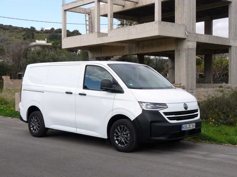 Schlicht und funktionell: Kastenwagen im Serientrimm mit Dieselmotor. | Foto: B_I MEDIEN Schlicht und funktionell: Kastenwagen im Serientrimm mit Dieselmotor. | Foto: B_I MEDIEN