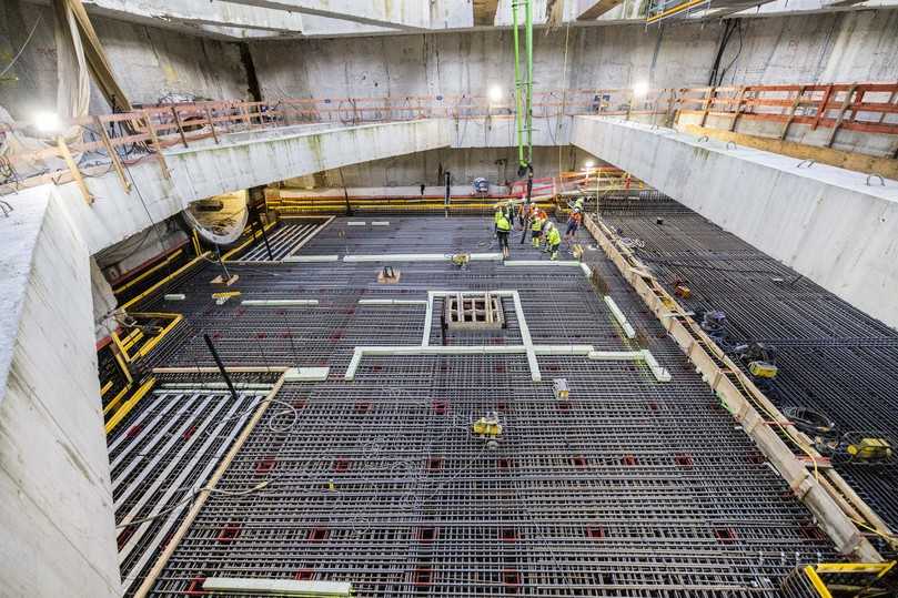 Für die Bauwerkssohle der Stadtbahnstation Güterplatz wurden im 2. Quartal 2024 ca. 500 Tonnen Bewehrung und ca. 2.200 m³ Beton eingebaut. | Foto: Porr AG