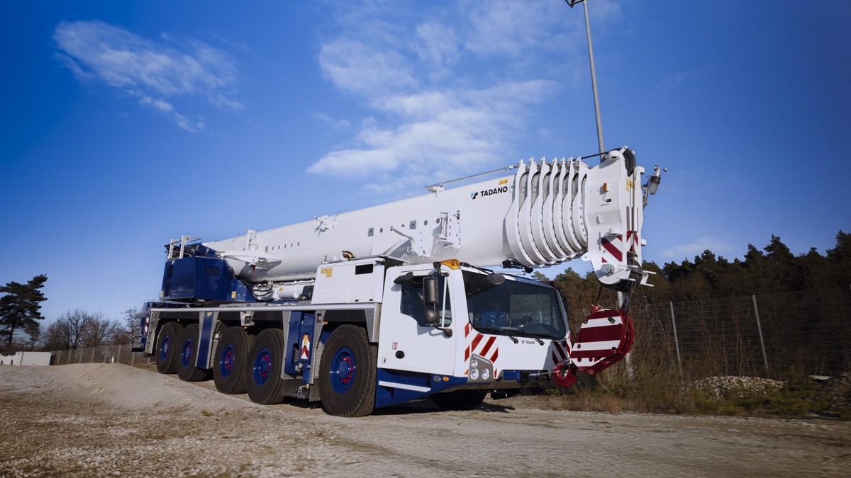 Mit bis zu 736 mt Lastmoment und maximale Systemlänge von 109 m gehört der neue Tadano All-Terrain-Kran AC 5.250L-2 zur Spitze im Markt. | Foto: Tadano