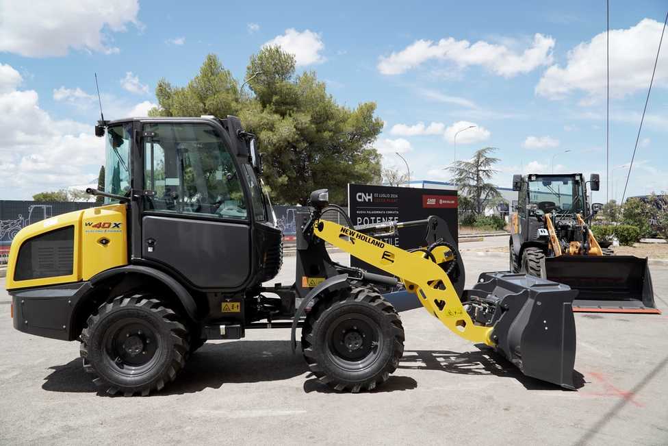 CNH Industrial baut elektrischen Case-Radlader 12EV in Lecce, Italien