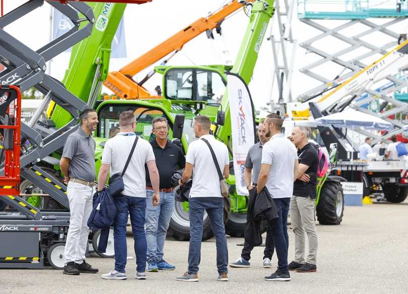 Auf der Fachmesse wurden wichtige Fachgespräche geführt. | Foto: Juergen Roesner