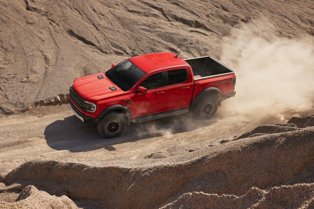 Das Fun-Modell des Pick-Up Ranger: Der Ford Ranger Raptor kommt mit sieben Fahrprogrammen für Straße und Gelände – und vier verschiedenen Motorsound-Modi. | Foto: Ford-Werke AG