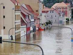 Hochwasserschutz für Häuser: Richtig handeln bei Hochwasser