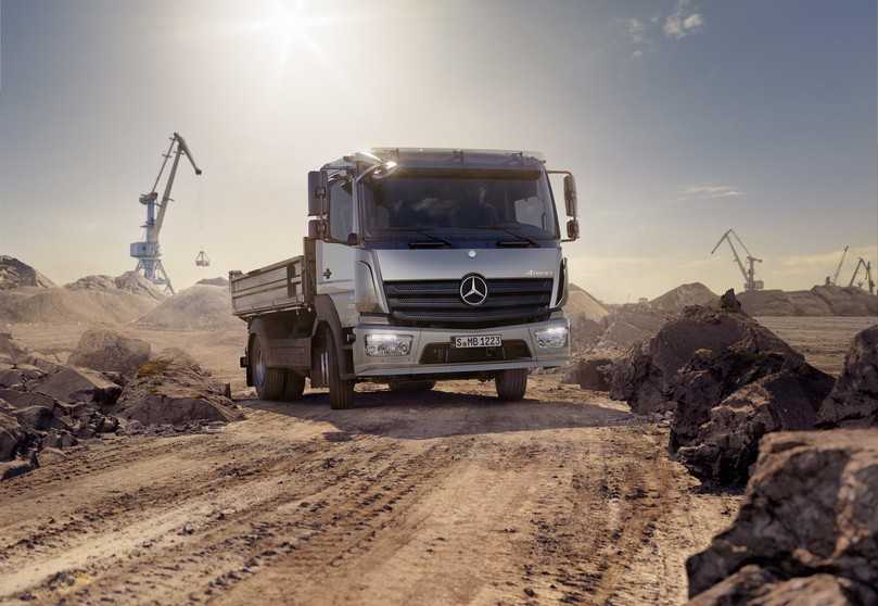 Ein kleiner flinker Kipper wie der Mercedes-Benz Atego 1223 für 12 t Gesamtgewicht wird überall gebraucht. | Foto: QUATEX