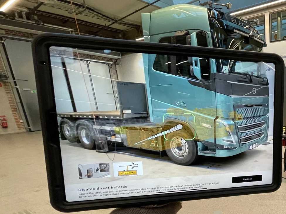 E-Lkw: Volvo stellt weltweit erste Sicherheits-App für Elektro-Lkw vor
