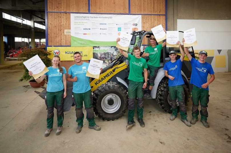 Die drei erstplatzierten Teams aus Baden-Württemberg (links 2. Platz, Mitte 1. Platz, rechts 3. Platz). | Foto: VGL/Sven Falk