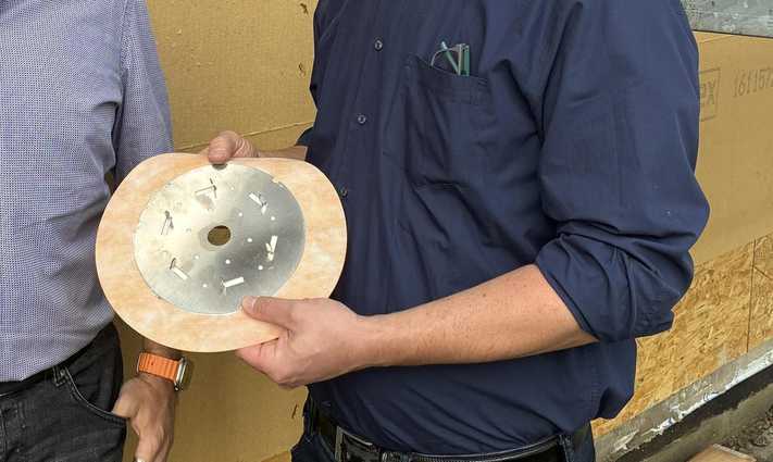 Neue Montageplatte schützt vor Rissen am Wasserhahn