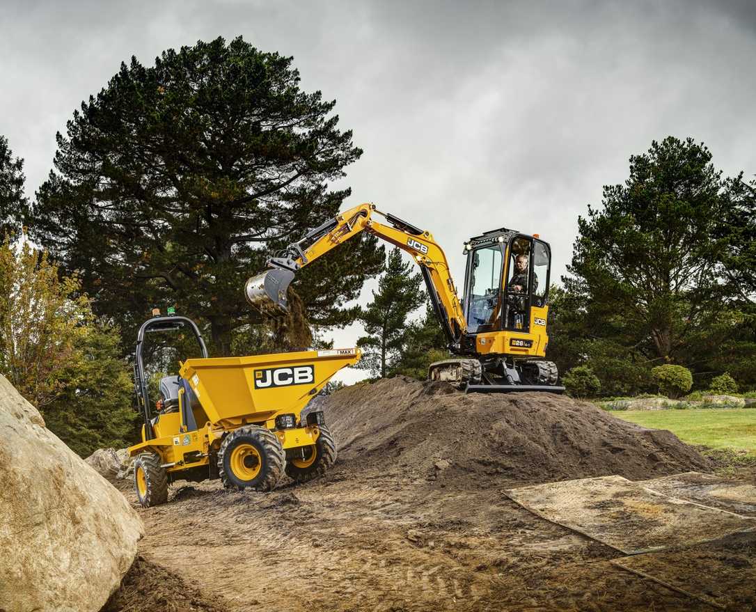 JCB auf der GaLaBau 2024: Neue kompakte Maschinen