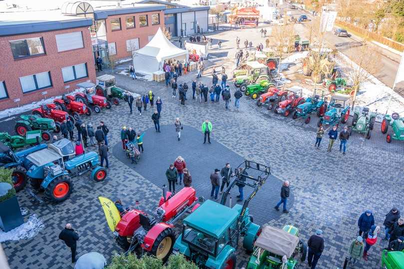 Land- und Baumaschinen, Nutzfahrzeuge aller Klassen, Kommunal- und Gartentechnik sowie Anbaugeräte – auf der Heeslinger Landmaschinenschau gab es allerhand zu sehen. | Foto: Fricke Gruppe