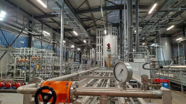Anlagenbau der weltweit ersten großtechnischen Phosphor-Recycling-Anlage auf dem Klärwerk Hamburg – eine Kooperation von HAMBURG WASSER und REMONDIS