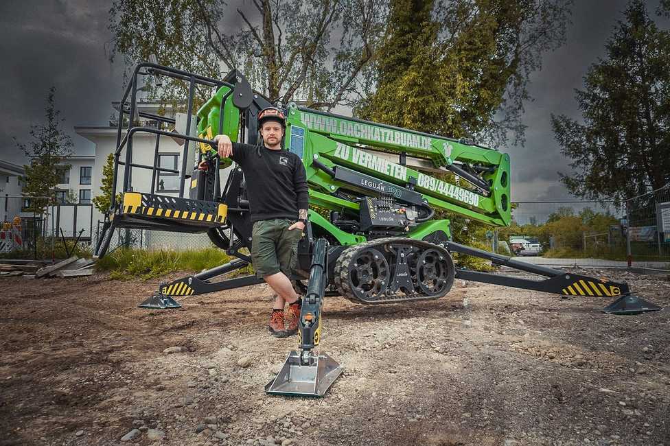 Leguan 190 und Avant-Lader im Einsatz bei der Baumpflege