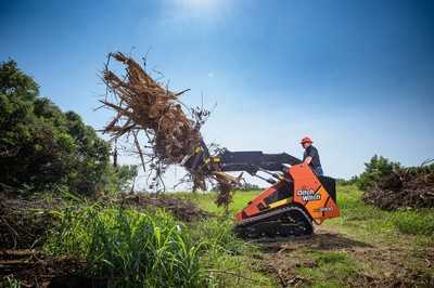 Kompaktlader mit vielen Einsatzmöglichkeiten