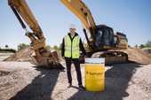 Dieser Cat-Bagger arbeitet emissionsfrei – dank eines Diesel-Tricks