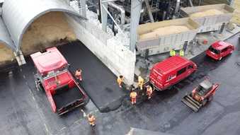 Pflanzenkohle macht den Asphalt zur CO2-Senke