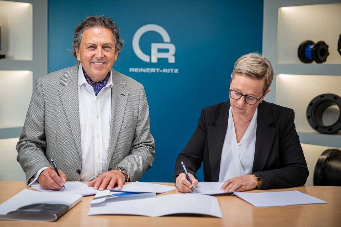 Reinert-Ritz und Curio Water besiegeln Partnerschaft Reinert-Ritz und Curio Water besiegeln Partnerschaft